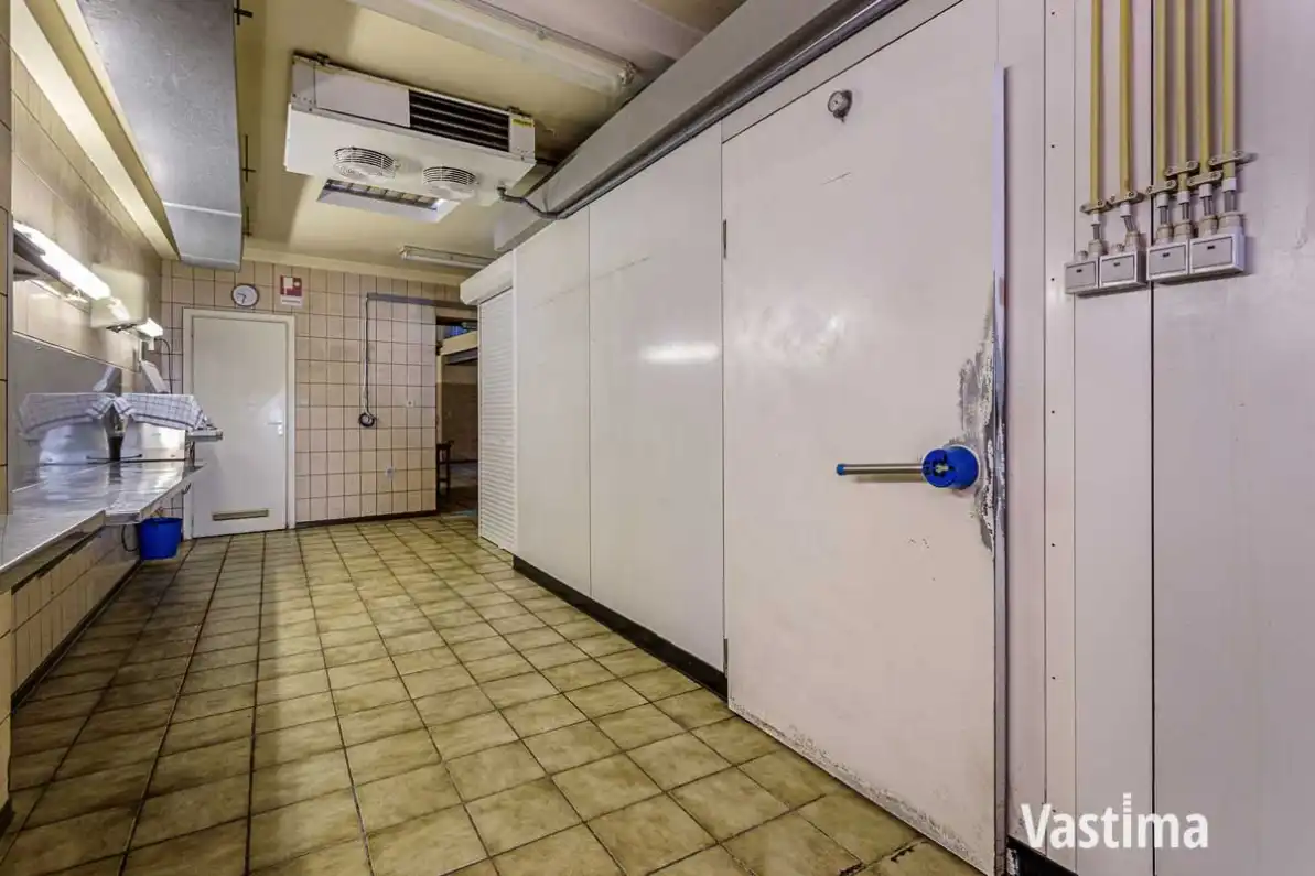 Handelszaak met ruime werk- en opslagplaats in Aalsterse winkelstraat foto 11