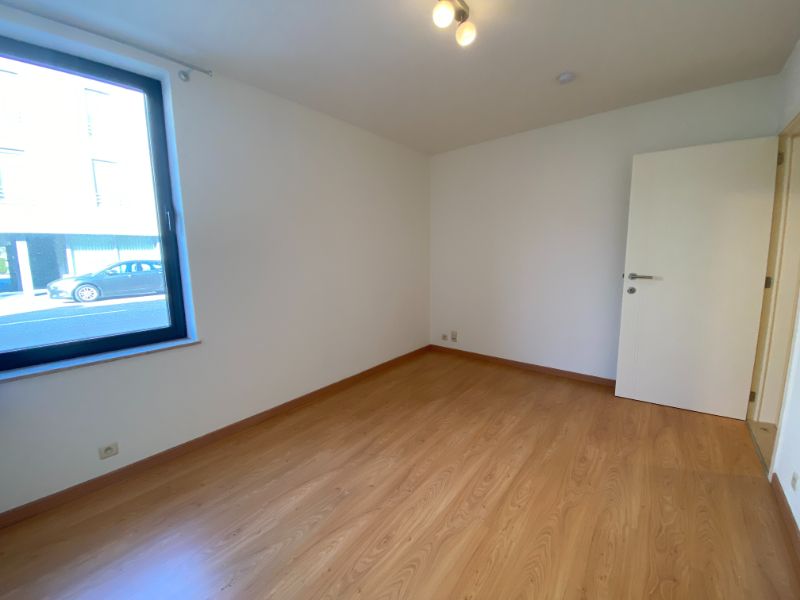 Gezellig gelijkvloers appartement (+-71m²) met autostaanplaats centrum Geel. foto 13