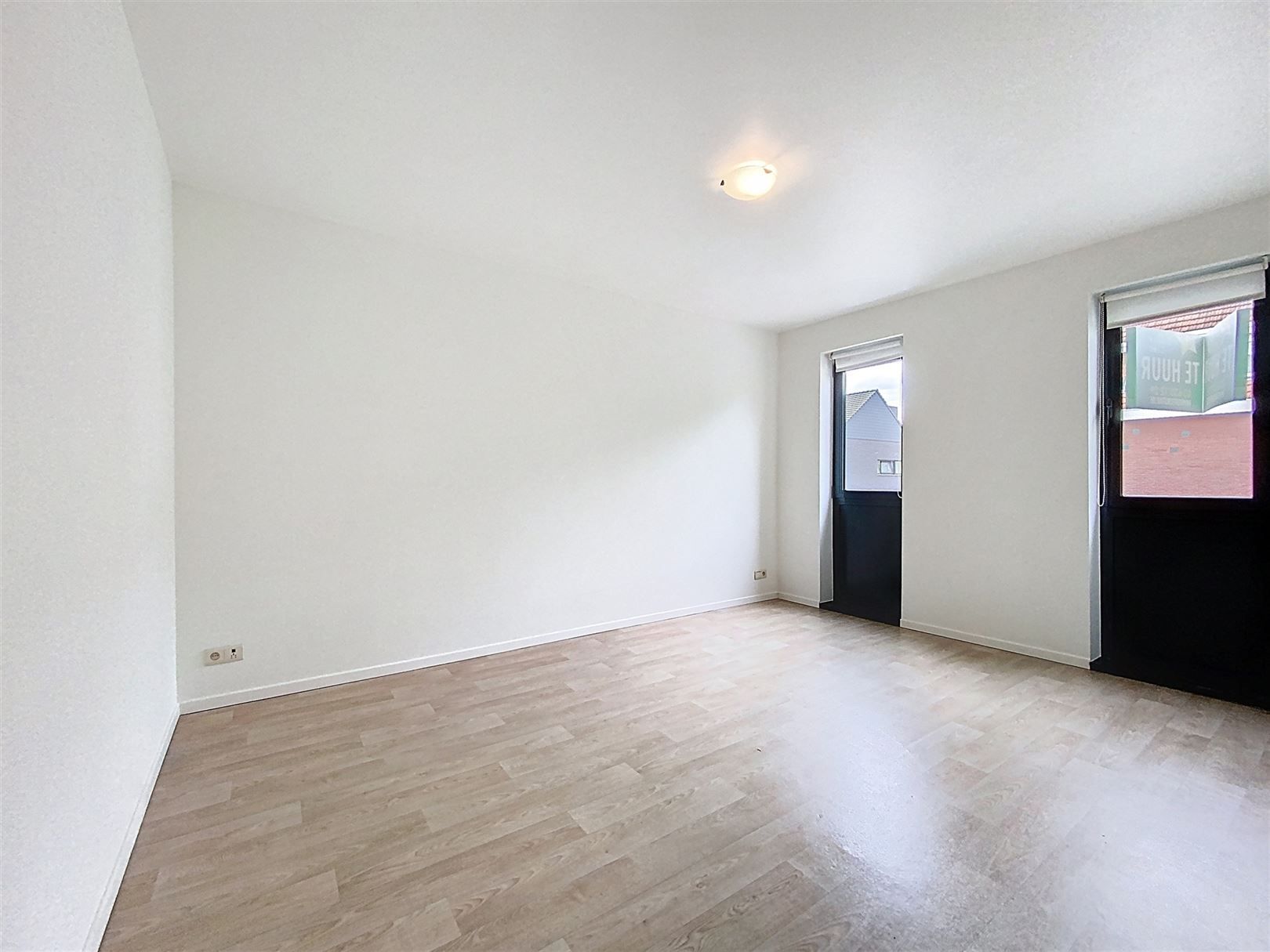 Instapklare woning nabij centrum Brasschaat  foto 10