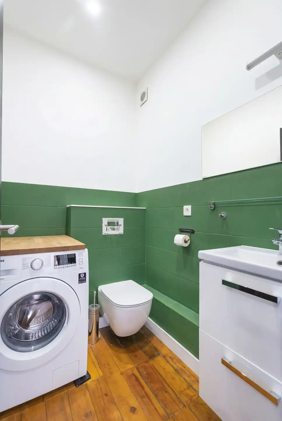 Lichtrijk gerenoveerd appartement met charme foto 13