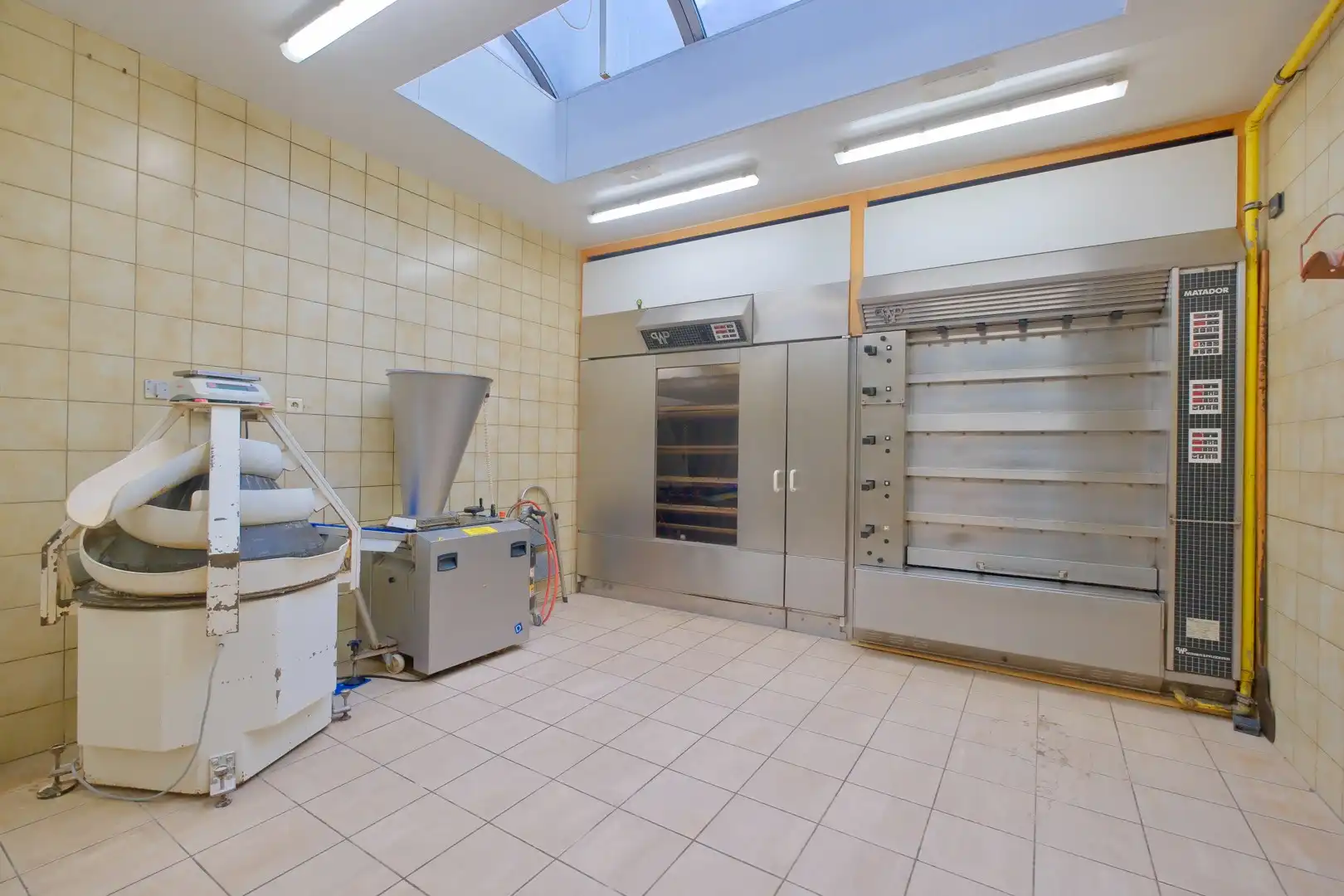 Lichtervelde - Handelswoning met 5 slpks op toplocatie! foto 14