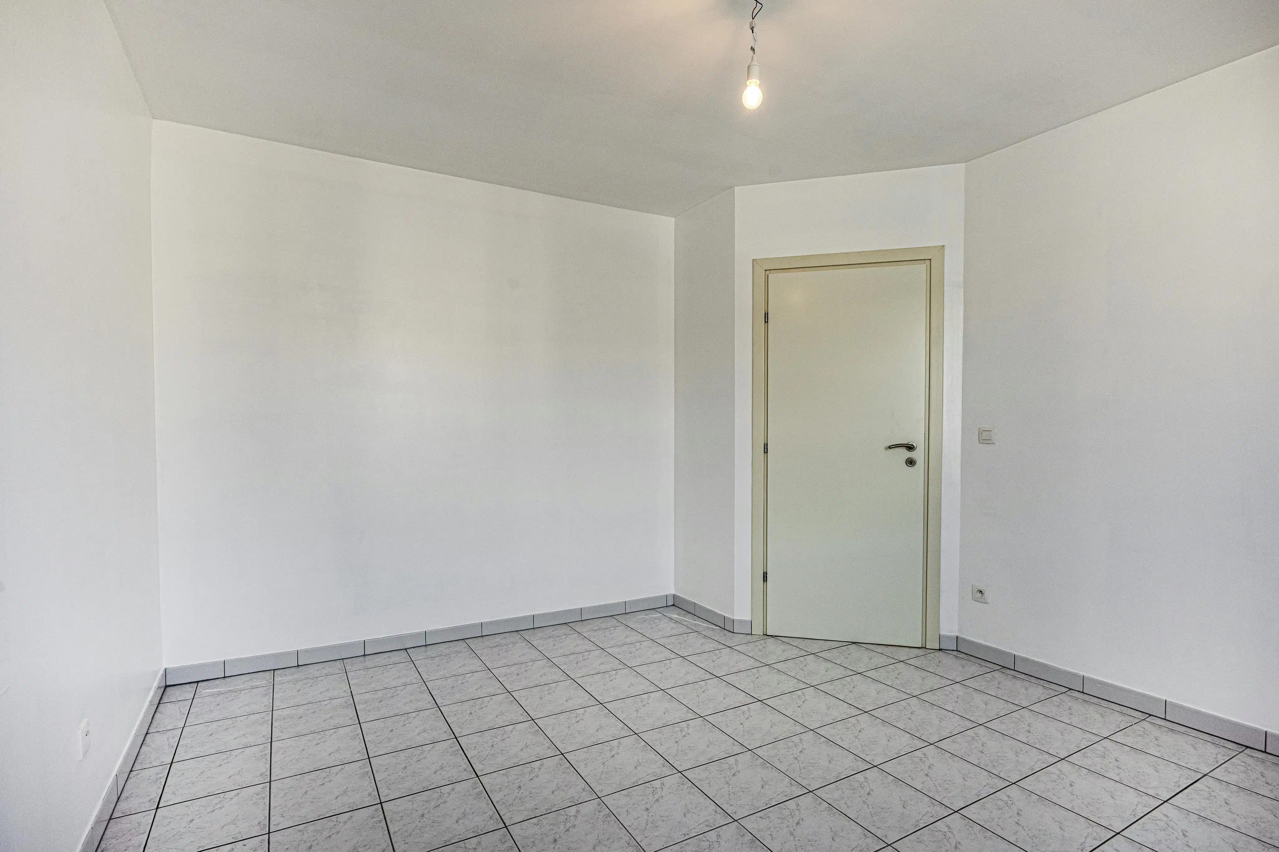 Lichtrijk appartement met terras te koop op Linkeroever foto 13
