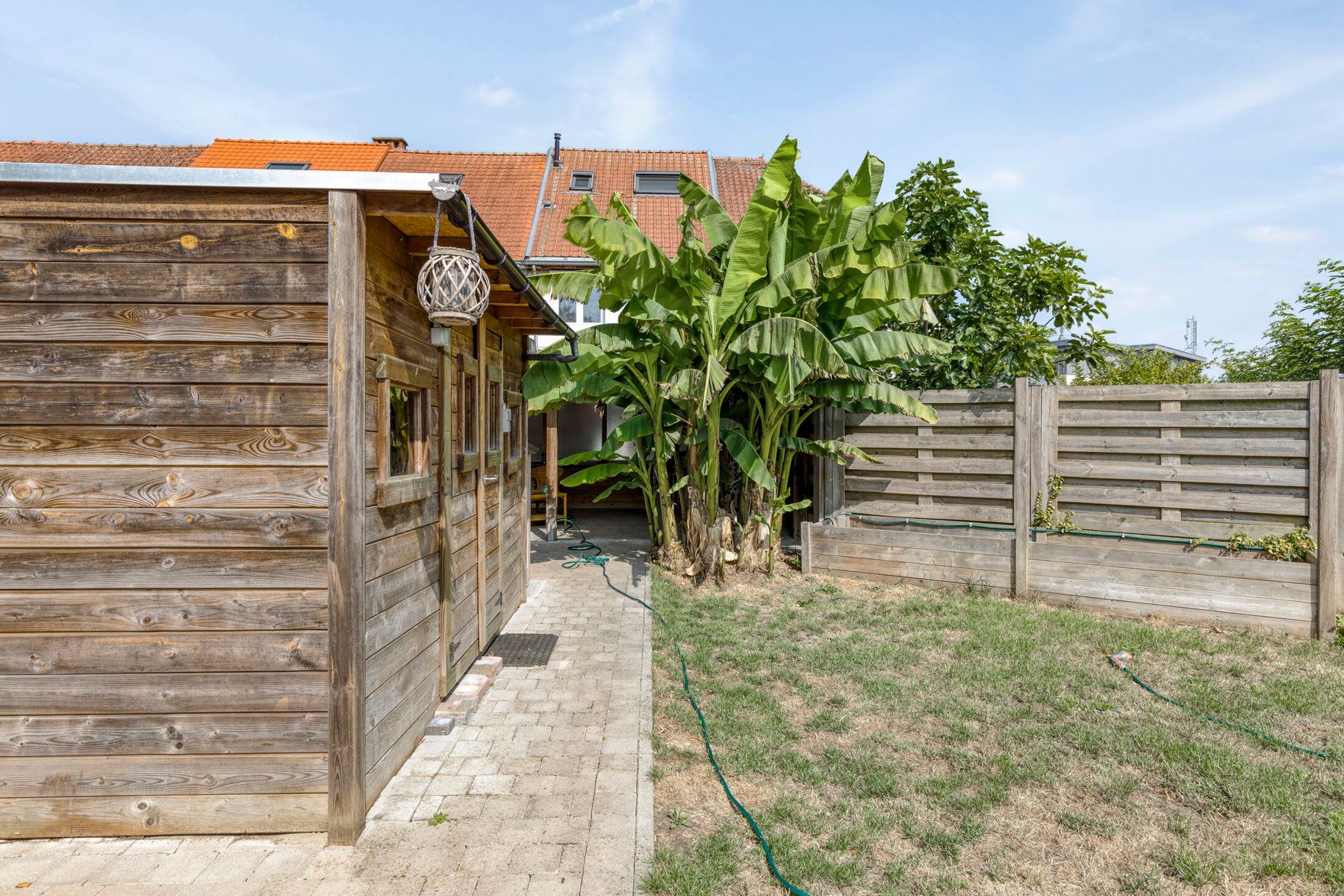 Instapklare woning met zonnige tuin in een rustige buurt! foto 22