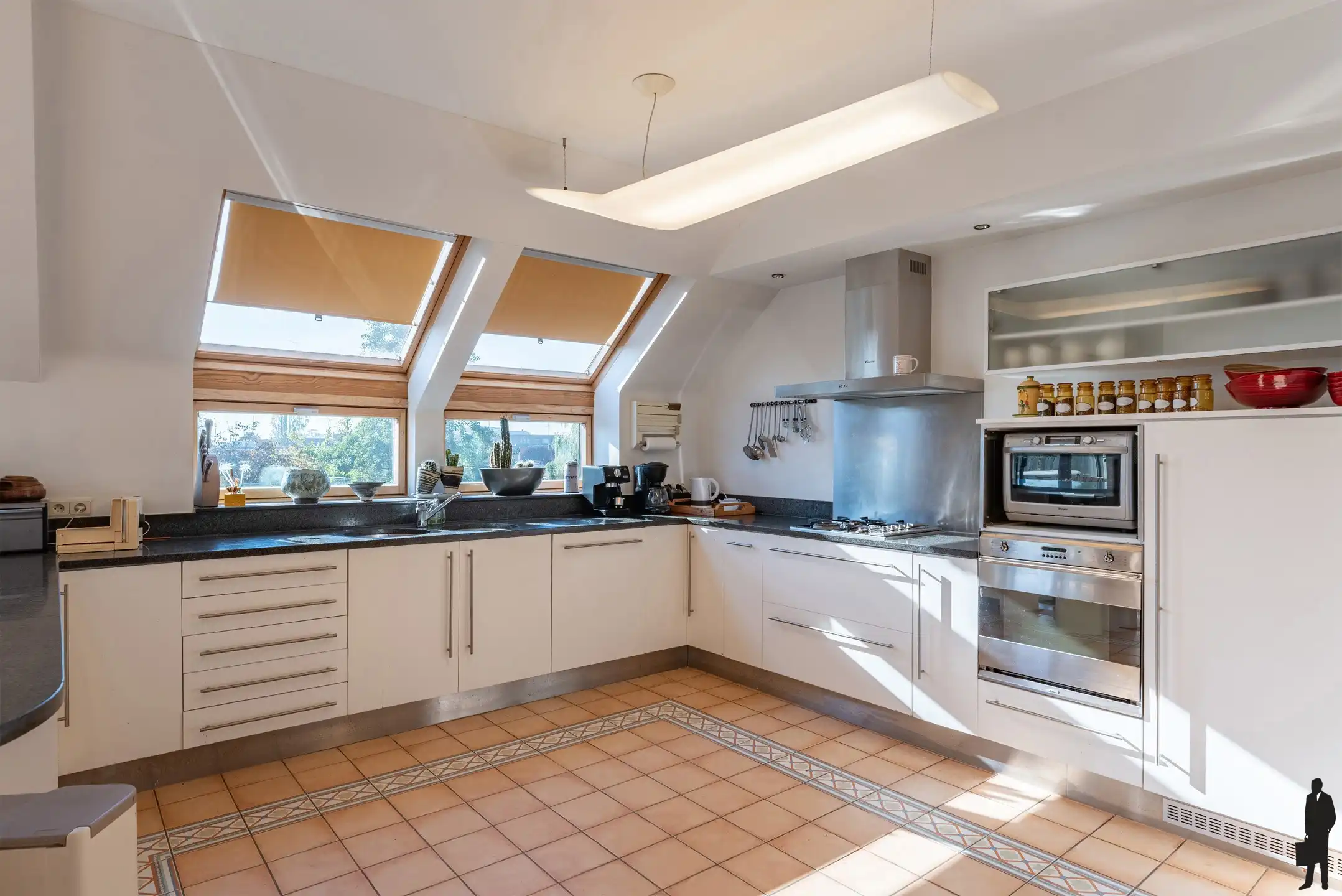 Riant appartement met 4 slpks, 2 badks, prachtig zuidterras foto 7