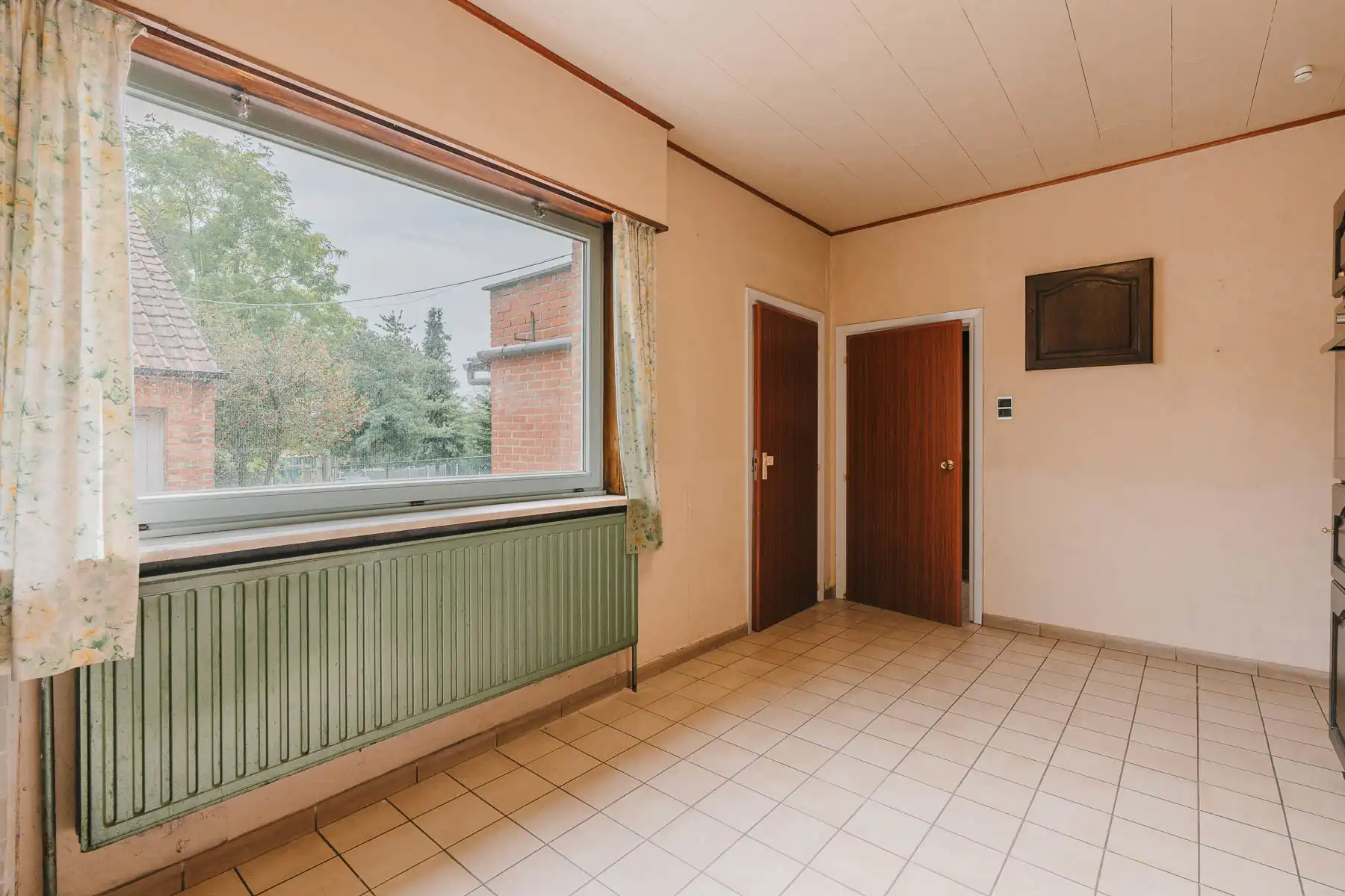Karaktervolle woning met veel potentieel op toplocatie foto 13