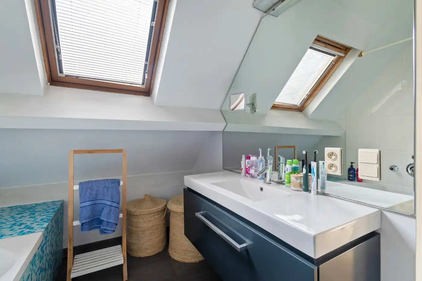 Ruim dakappartement op 2e verd. met 3 slpk., zuid-terras en mogelijks garage foto 17