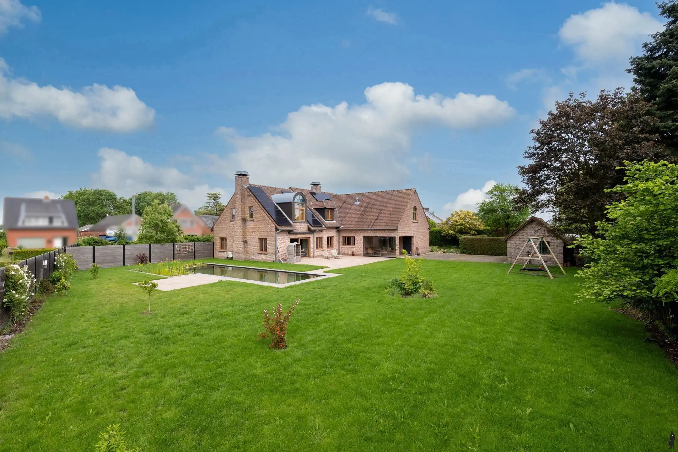 Uitstekend gerenoveerde villa op rustige locatie in Weelde foto {{pictureIndex}}