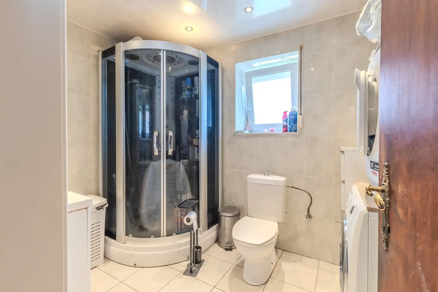 Gezinswoning met 4 slaapkamers te koop in Maasmechelen foto 16