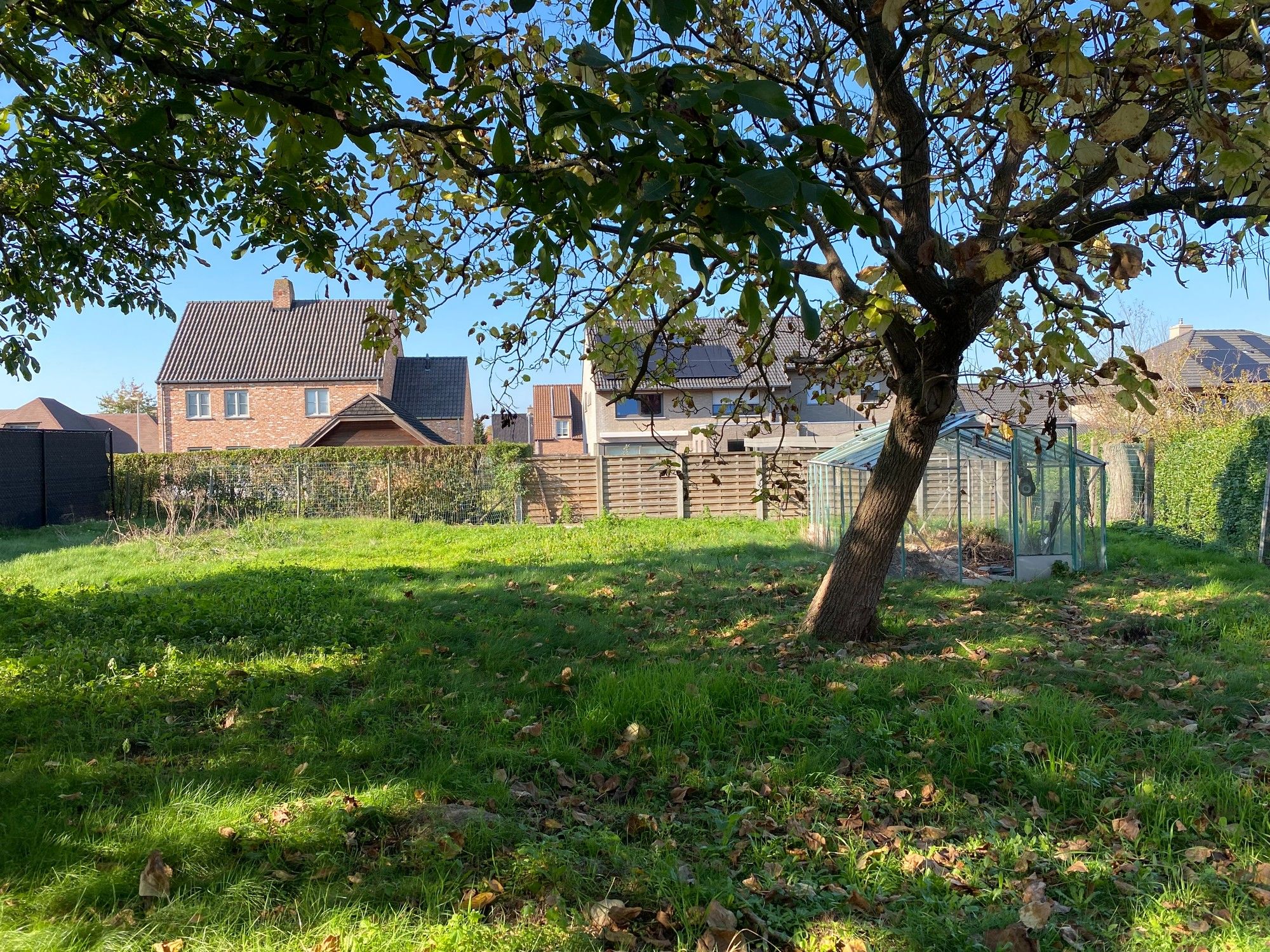 Te renoveren sterk gebouwde villa | Villapark, nabij Bloso foto 7