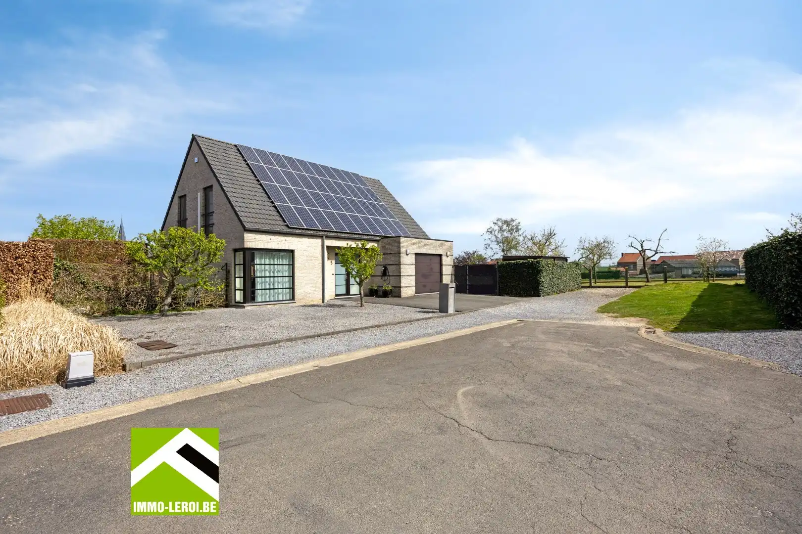 Rustig gelegen in MIllen Riemst, staat deze knappe woning met tuin te koop foto 28