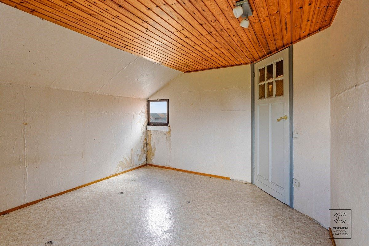 Volledig te renoveren open bebouwing van 146 m² op een uniek perceel te Brecht! foto 16