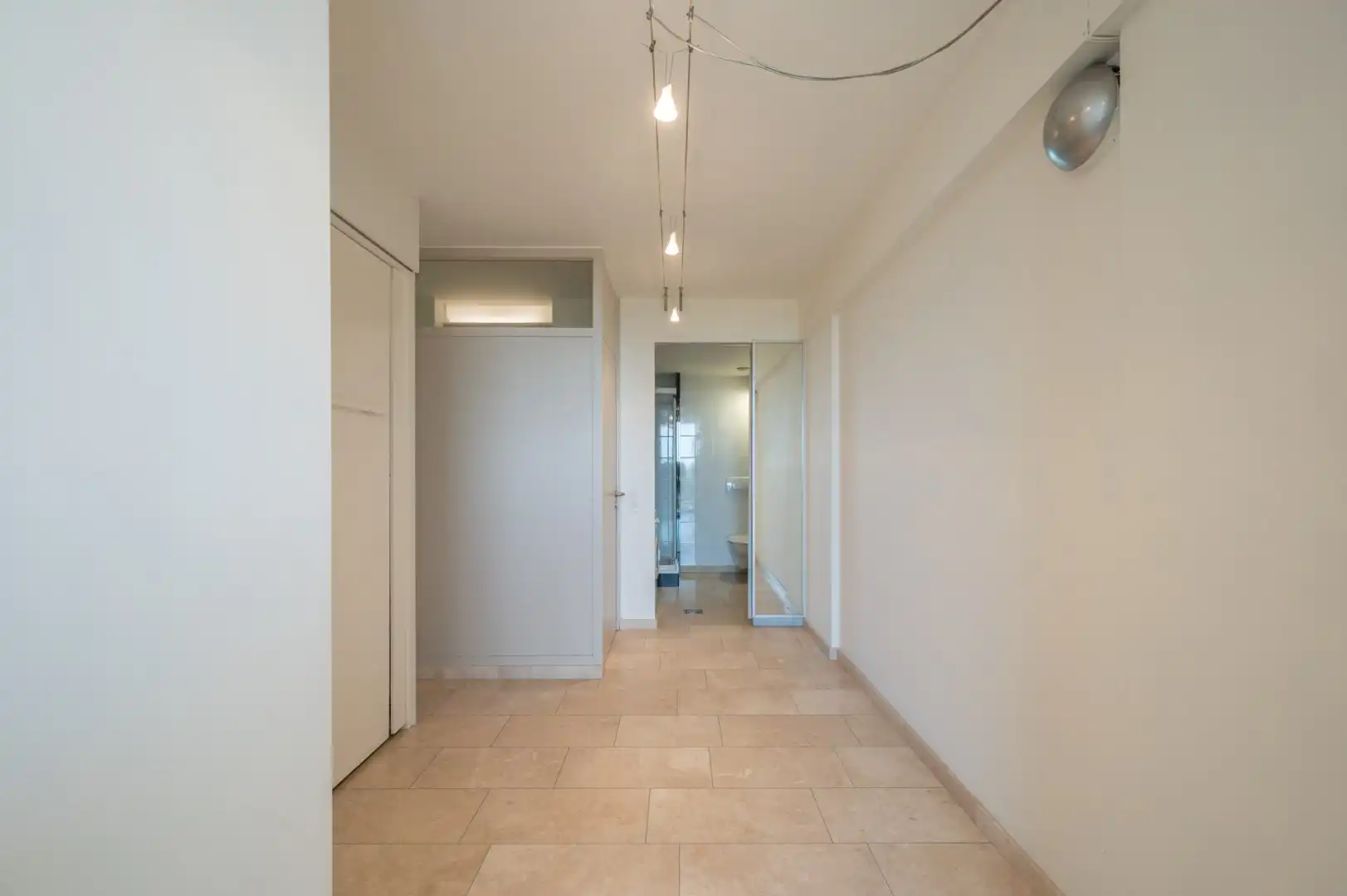 Ruim appartement met FRONTAAL ZEEZICHT foto 17