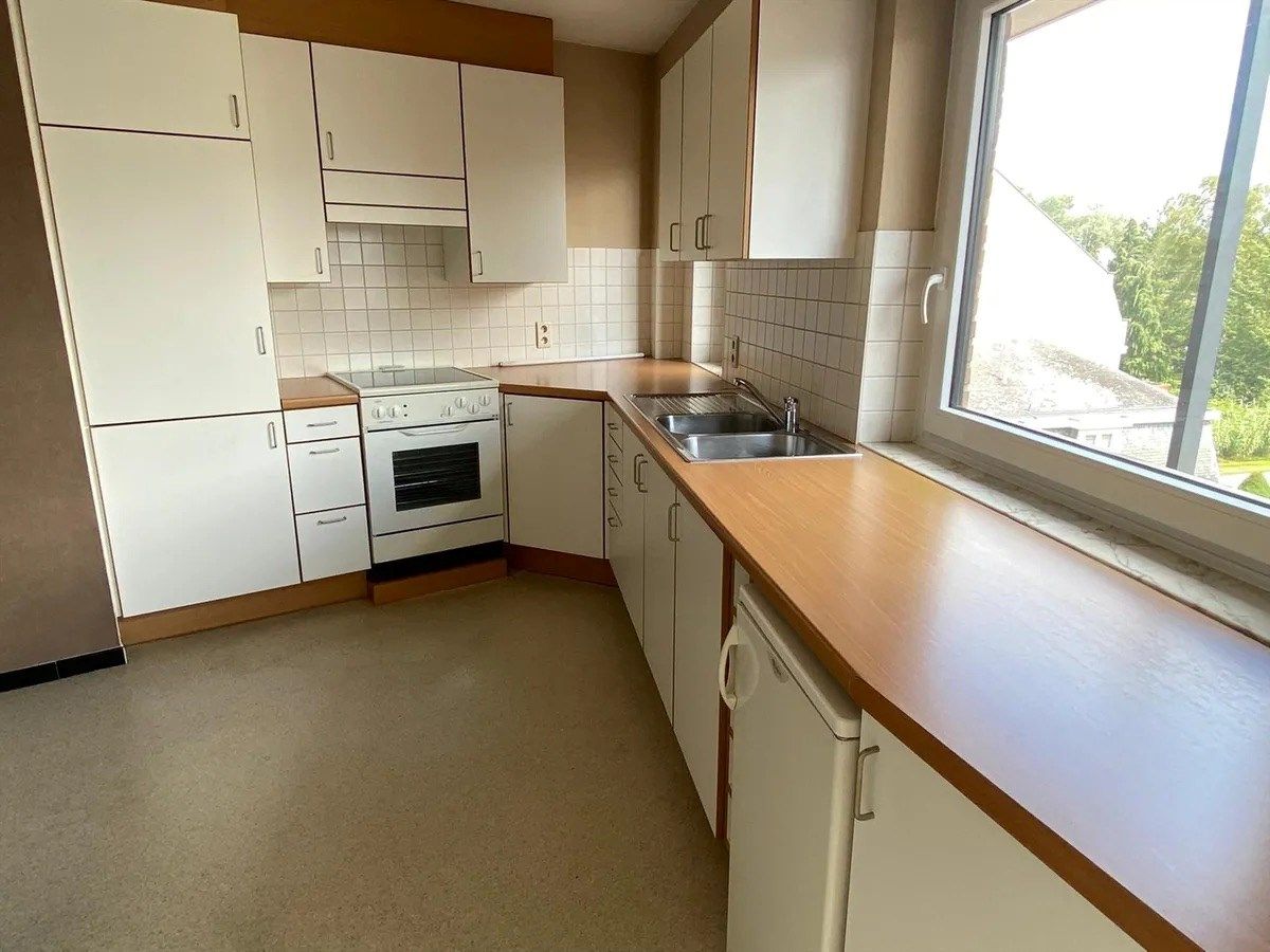 Verzorgd appartement met 2 slpks, gelegen in het centrum van Mol !  foto 5