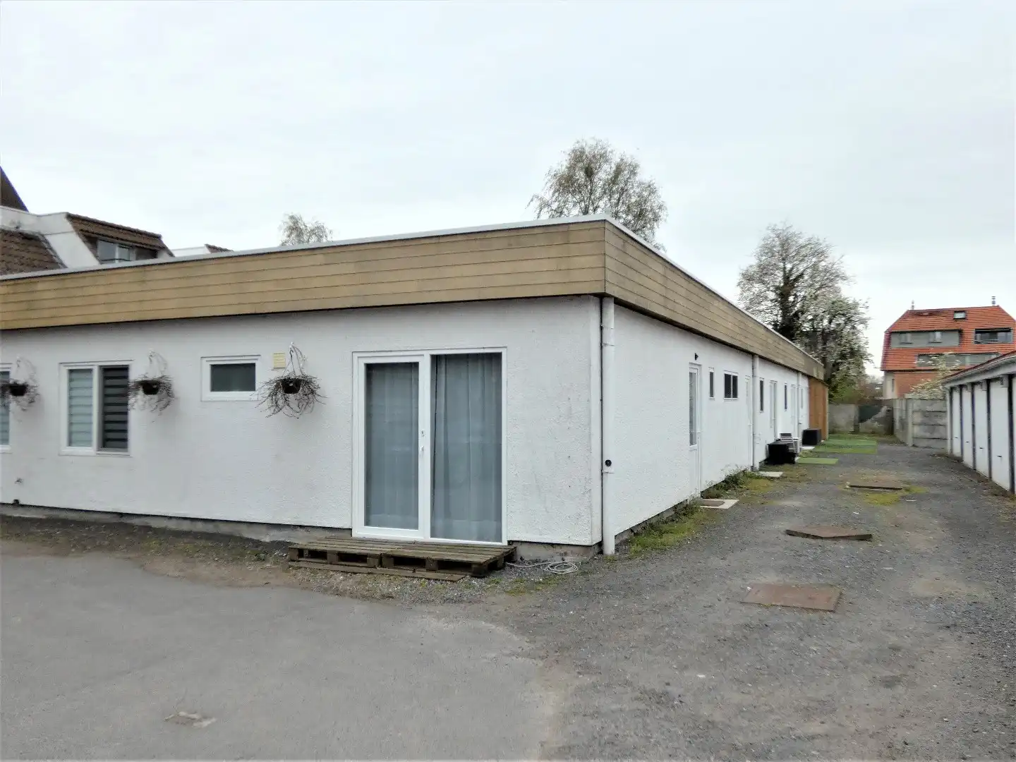 Gezellig appartement, gelijkvloers, met 1 slaapkamer en garage. foto 4