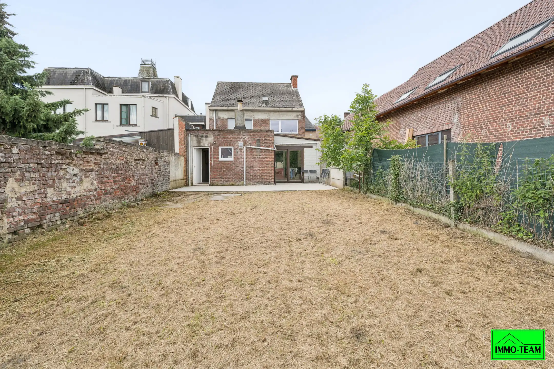 3-gevelwoning nabij Okegem dorp en station foto 18