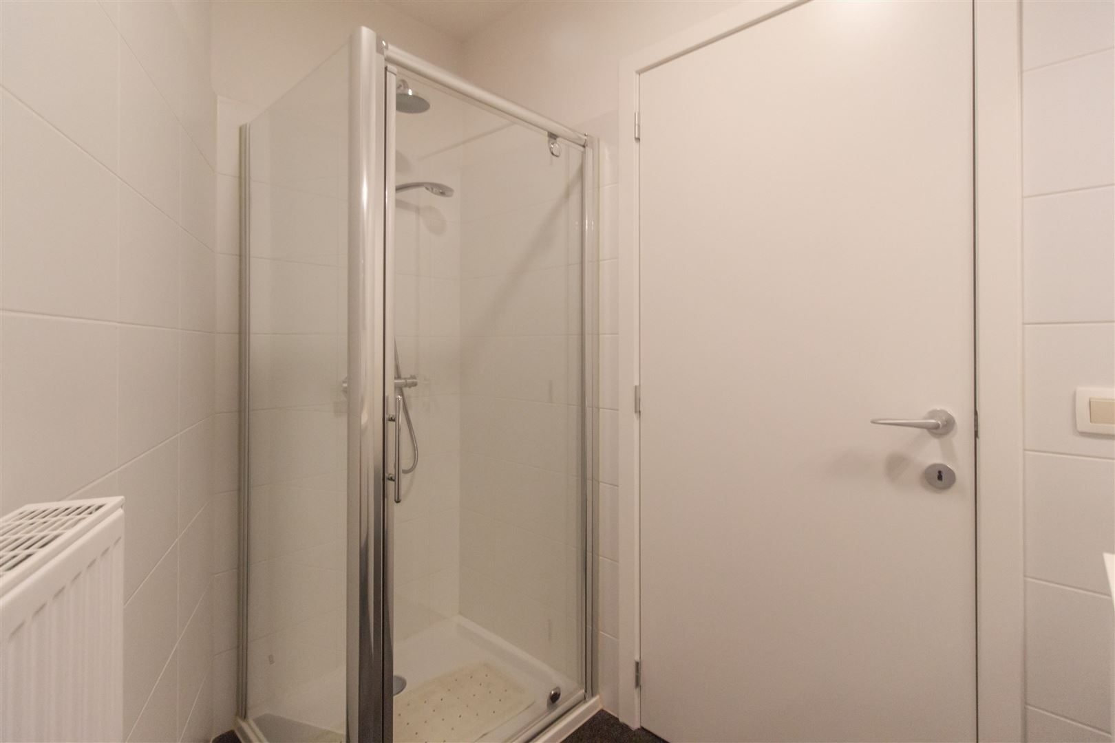 Instapklaar appartement in centrum Brasschaat foto 7