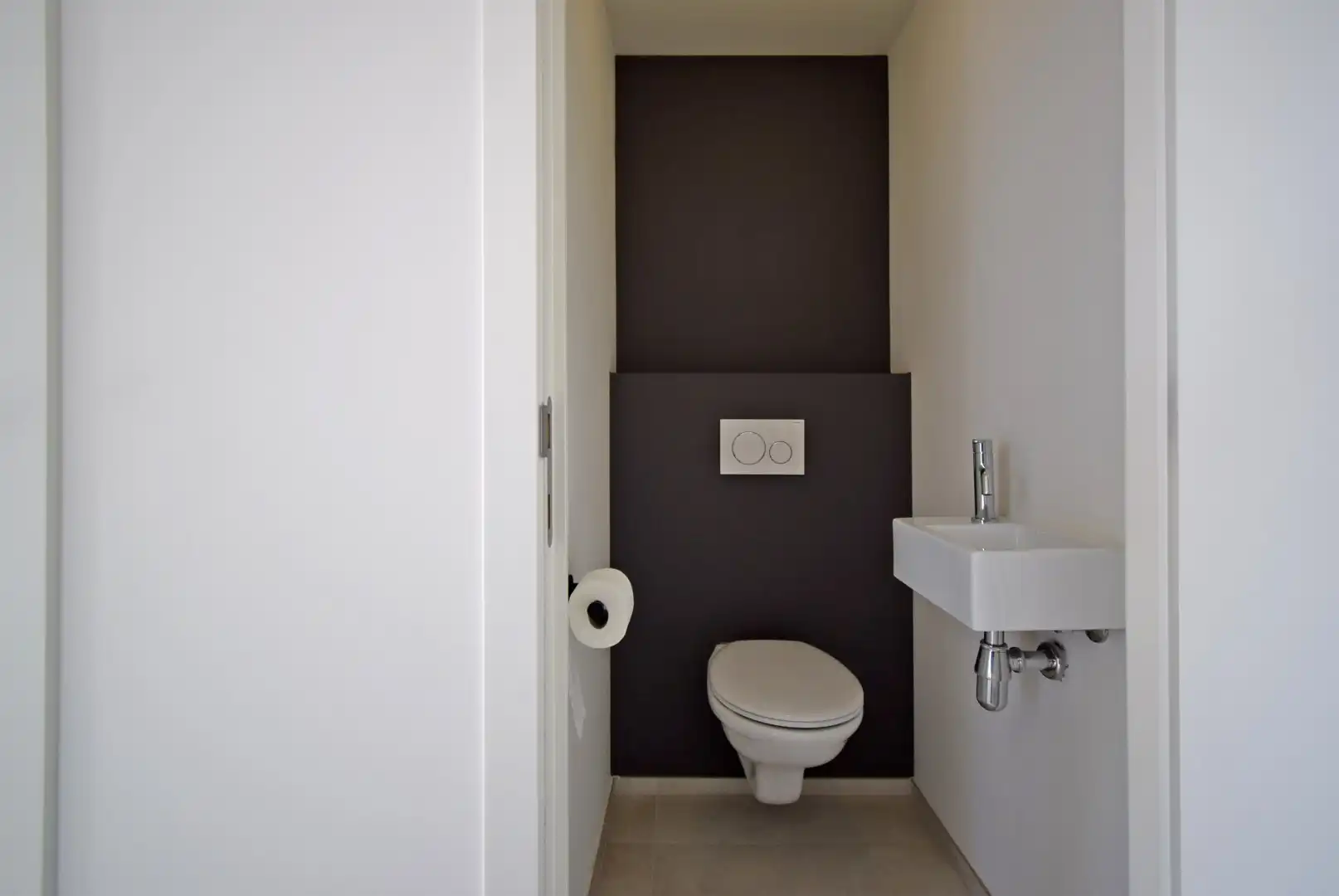 INSTAPKLAAR APPARTEMENTENT MET TWEE RUIME TERRASSEN foto 10