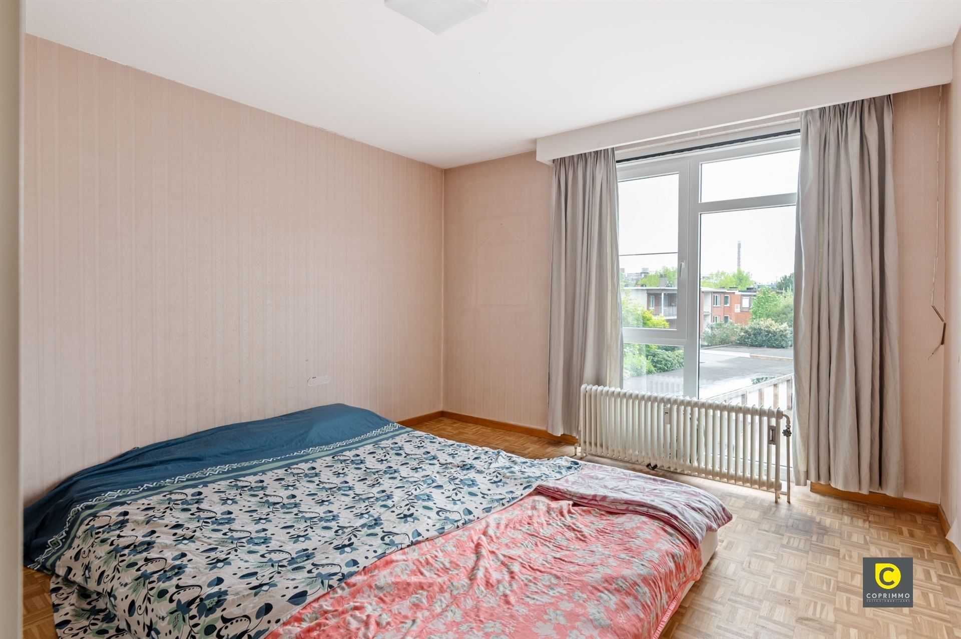 Ruim 3 slaapkamer app + gar foto 8
