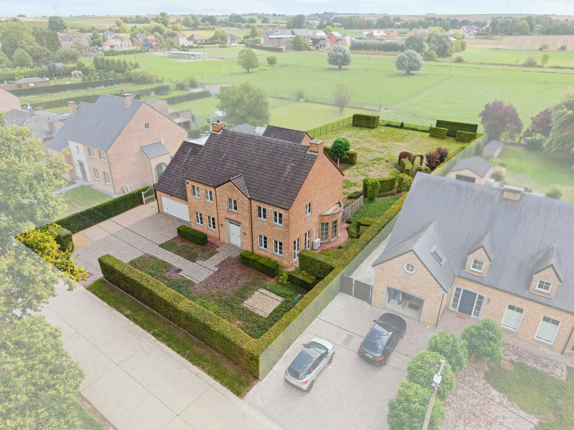 Exclusieve villa met zonnige tuin in Mal foto 2