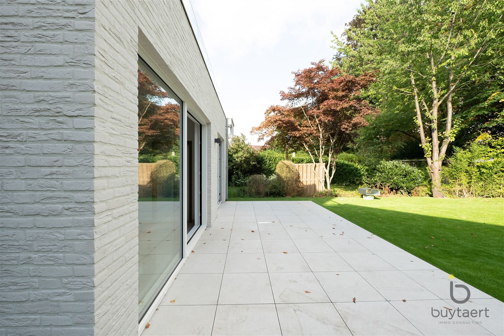 Beleef luxe, comfort en energiezuinigheid in een karaktervolle architectuur. foto 12