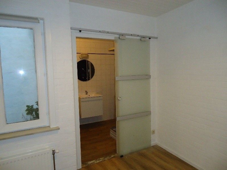 Goed gelegen gelijkvloers appartement foto 10