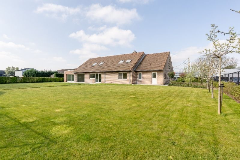 Energiezuinige villa op een perceel van 2277m² foto 21