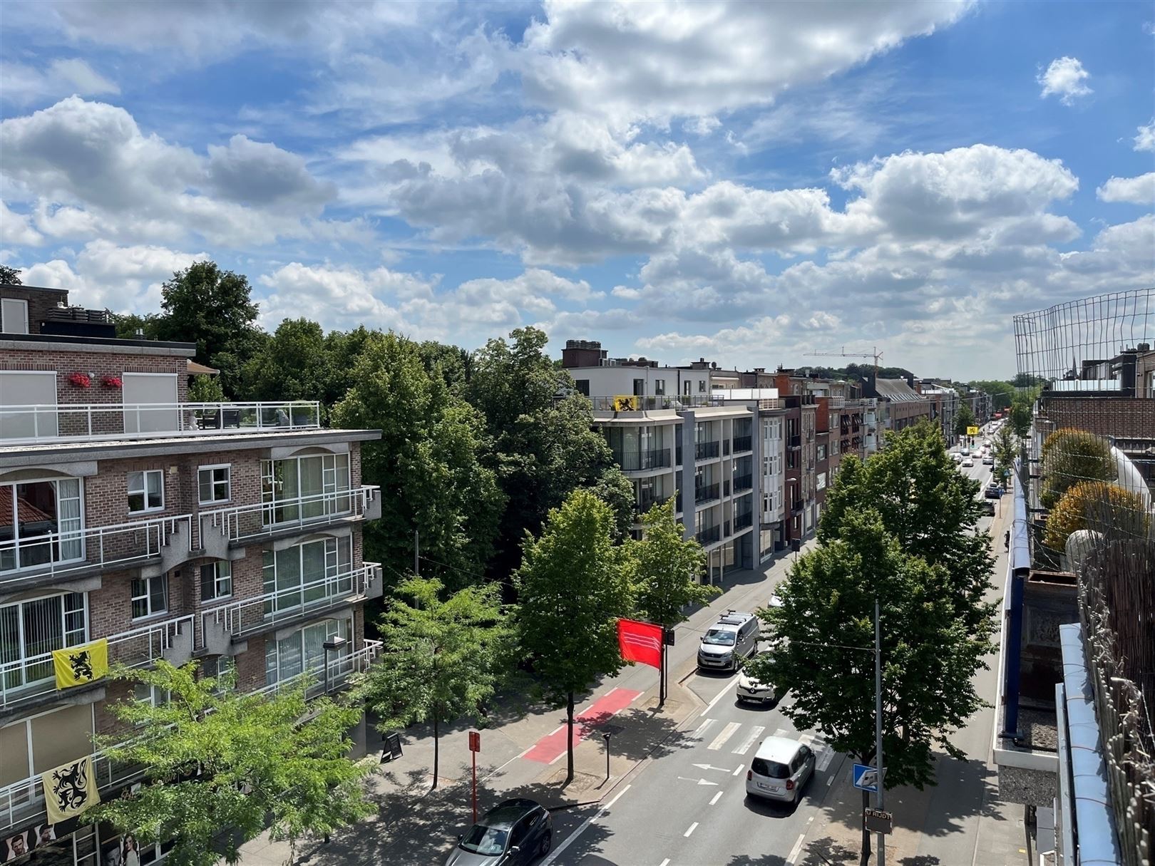 Dakappartement met twee ruime terrassen centrum Brasschaat  foto 11