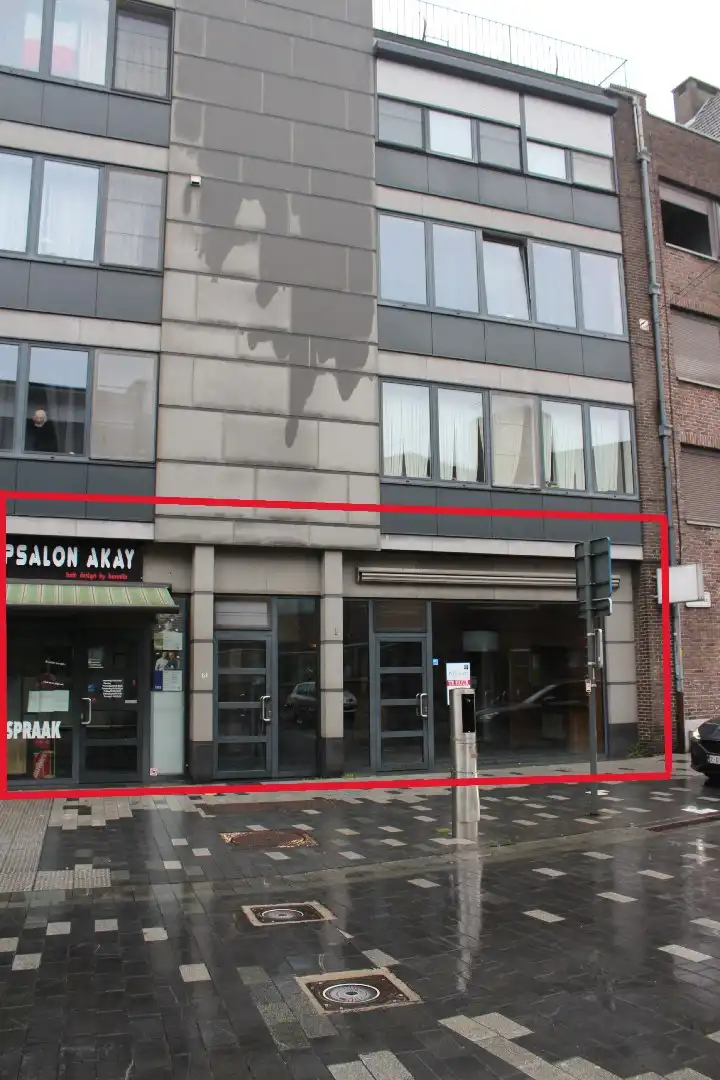 Commerciële ruimte te koop Kerkstraat 79 - - 3920 Lommel