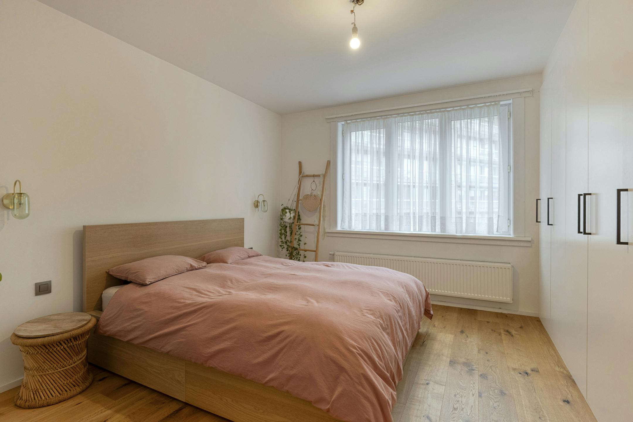 Charmant appartement met twee slaapkamers te Deurne! foto 5