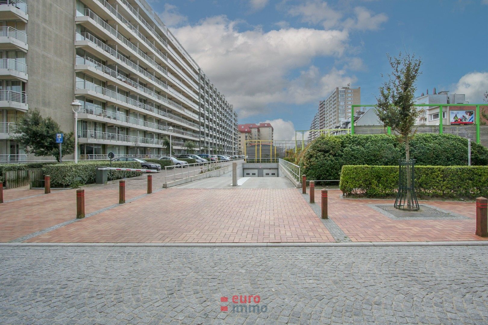 Garagecomplex De Lijn - G160 foto {{pictureIndex}}