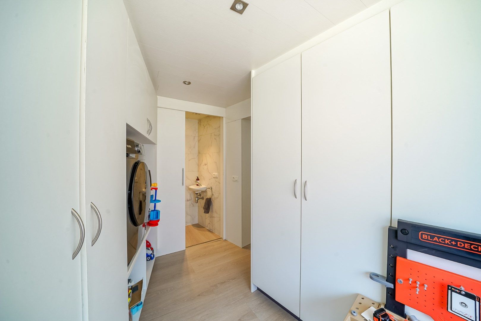 Instapklare rijwoning met 3 slaapkamers in centrum Oudenburg foto 20