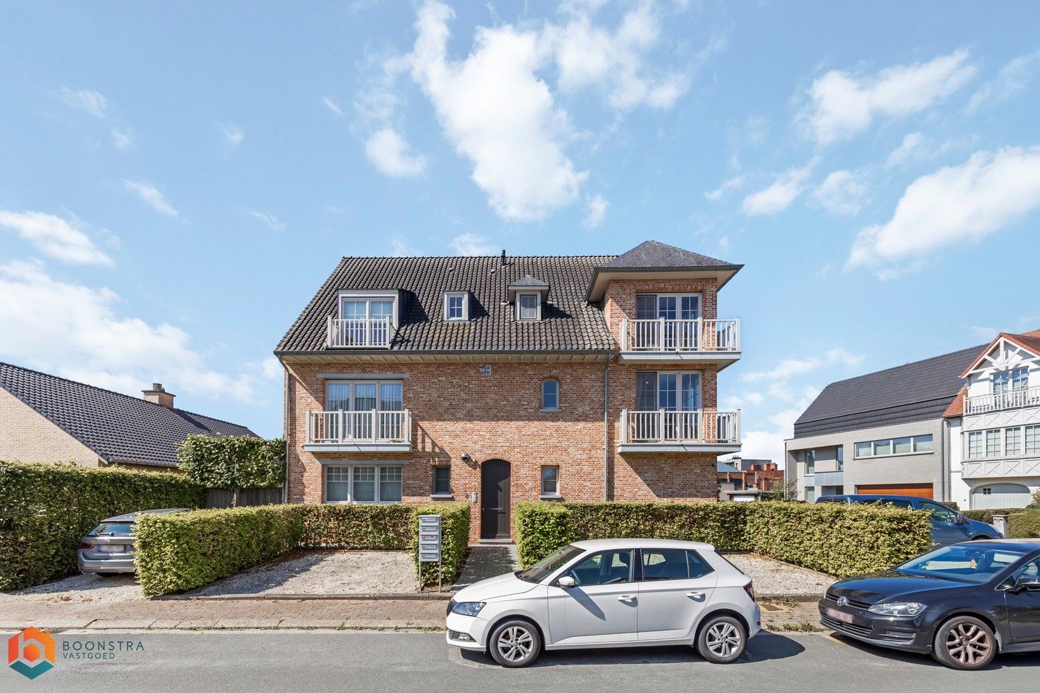 Charmant duplex-appartement met 2 slaapkamers en 2 ondergrondse parkeerplaatsen op rustige locatie in Putte foto 2