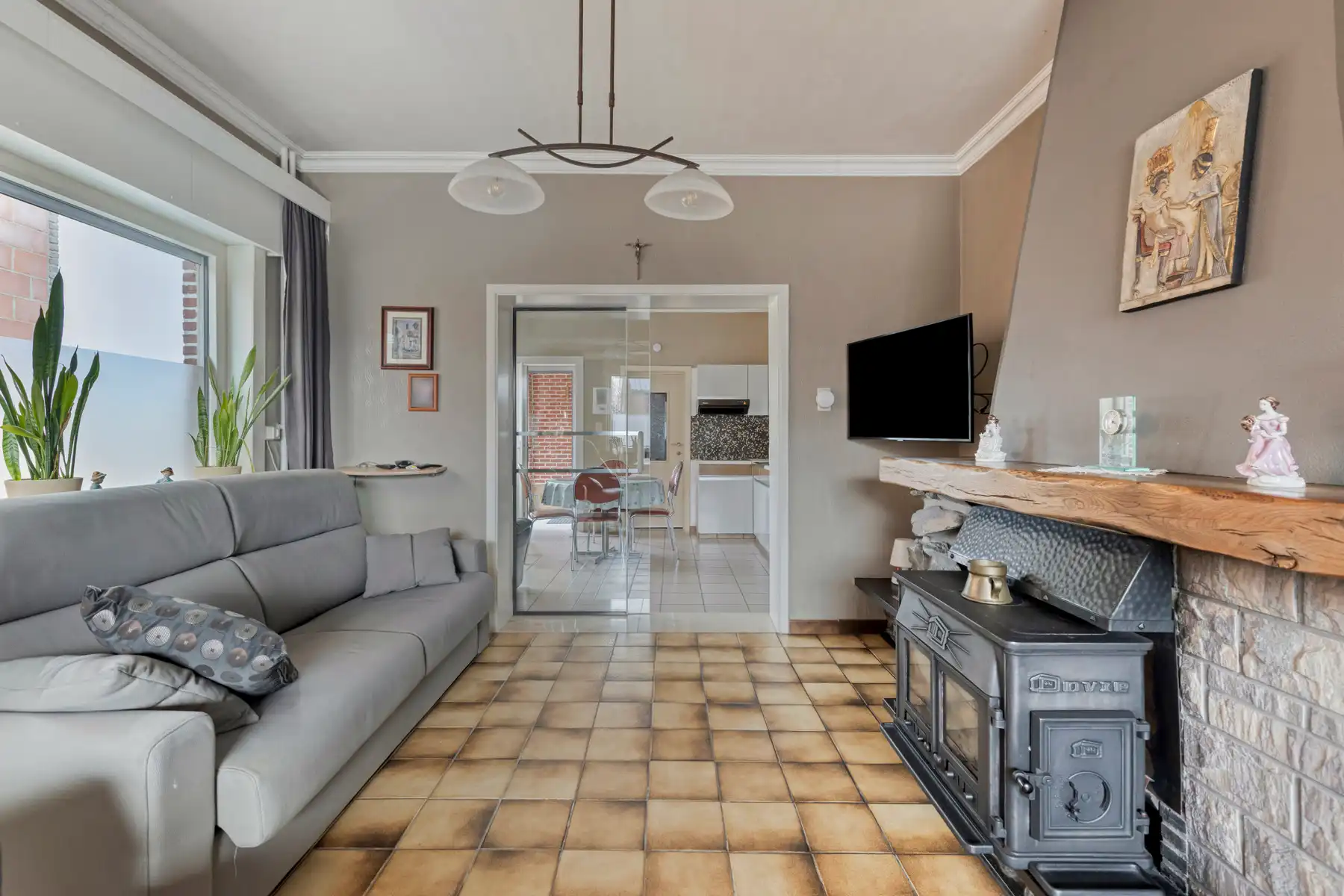 Solide 3-gevelwoning op centrale ligging foto 4