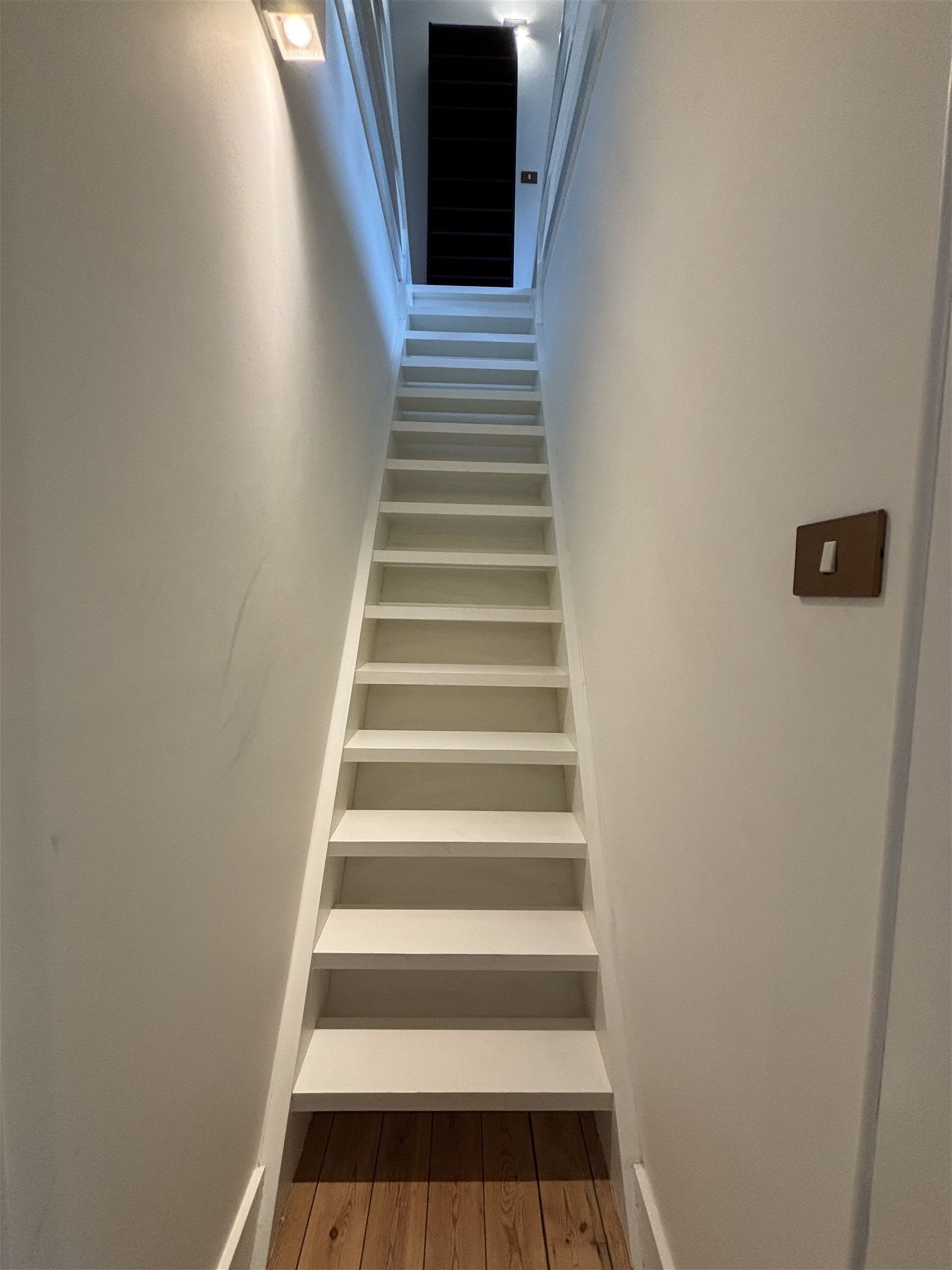 Prachtige, gerenoveerde woning met 4 slaapkamers foto 29