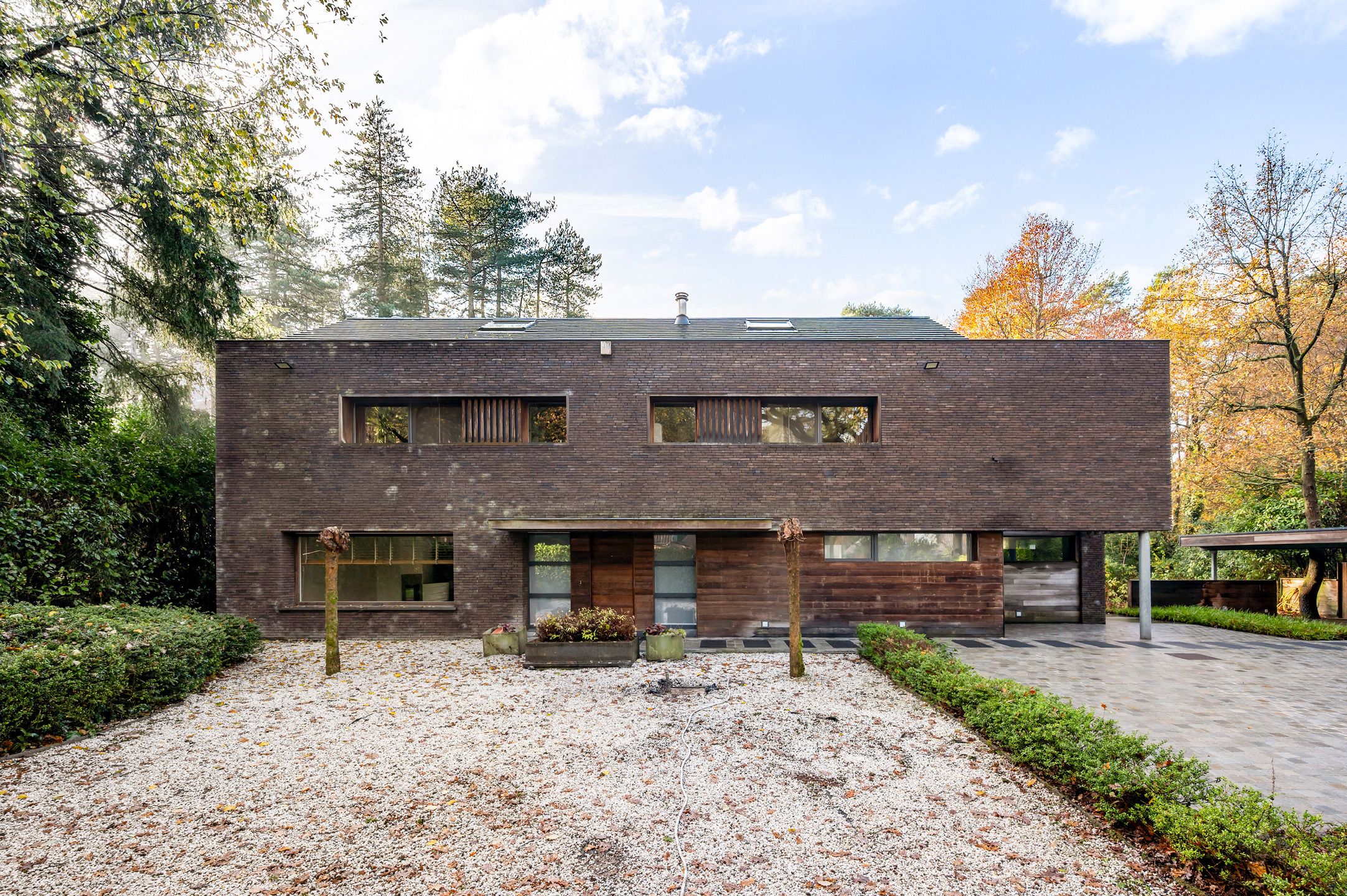 Ruime architecturale villa met 5 slaapkamers  foto 60