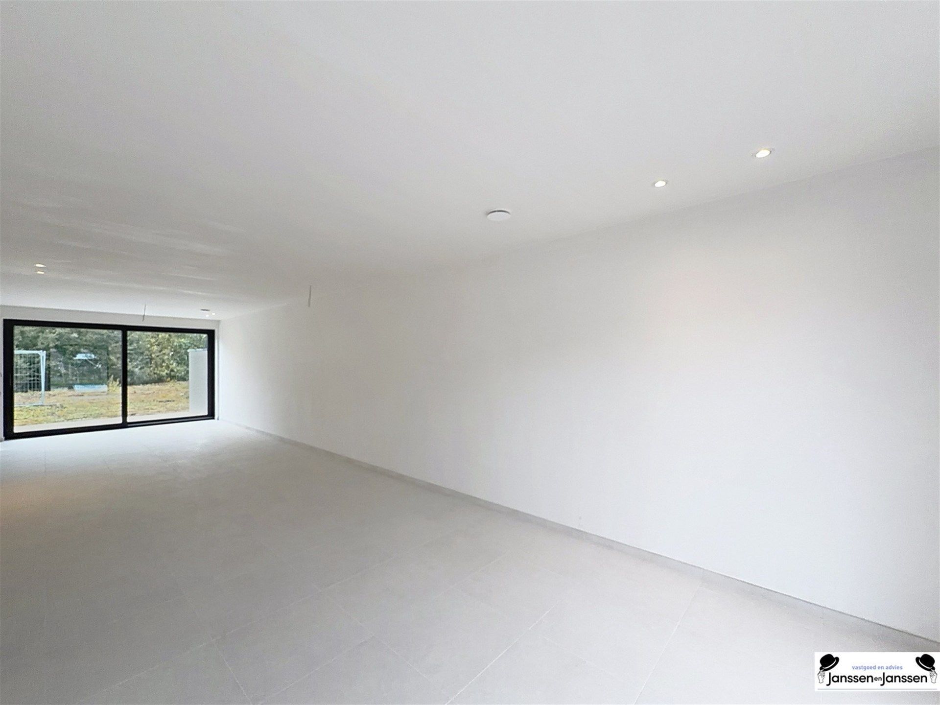 Instapklare, energiezuinige halfopen woning met moderne luxe op toplocatie in Geel foto 9
