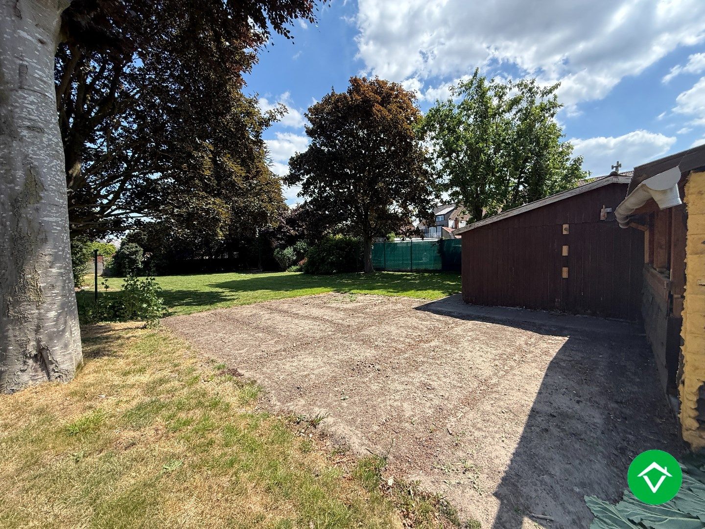 Woning met 4 slaapkamers, garage en tuin te Roeselare foto 15