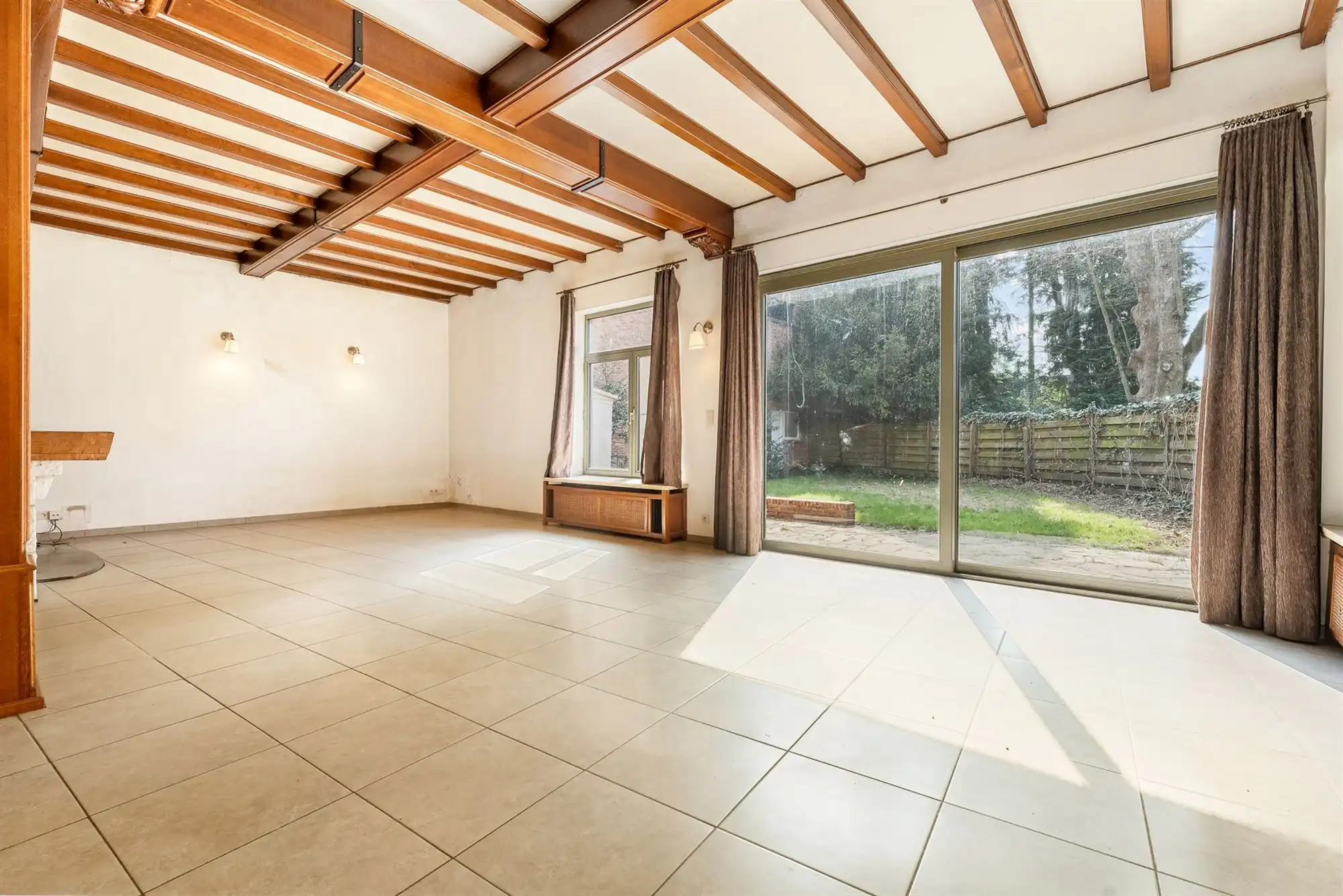 RUIM APPARTEMENT VAN 199 M² MET 2 SLAAPKAMERS, TUIN EN TERRAS OP TOPLOCATIE IN BALEN CENTRUM! foto 5