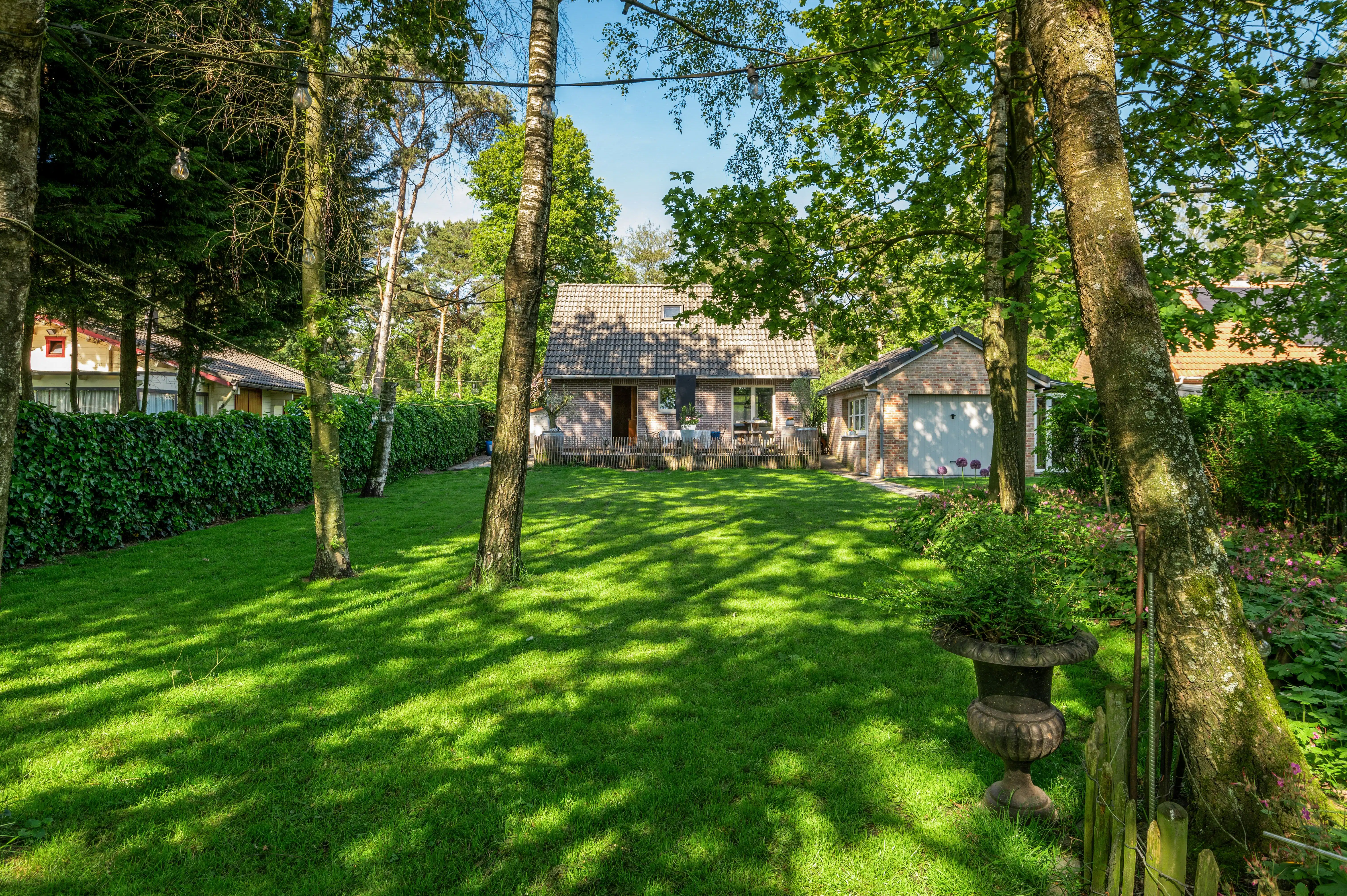 Rustig gelegen vrijstaande woning met garage, omringd door groen in Brecht. foto 4