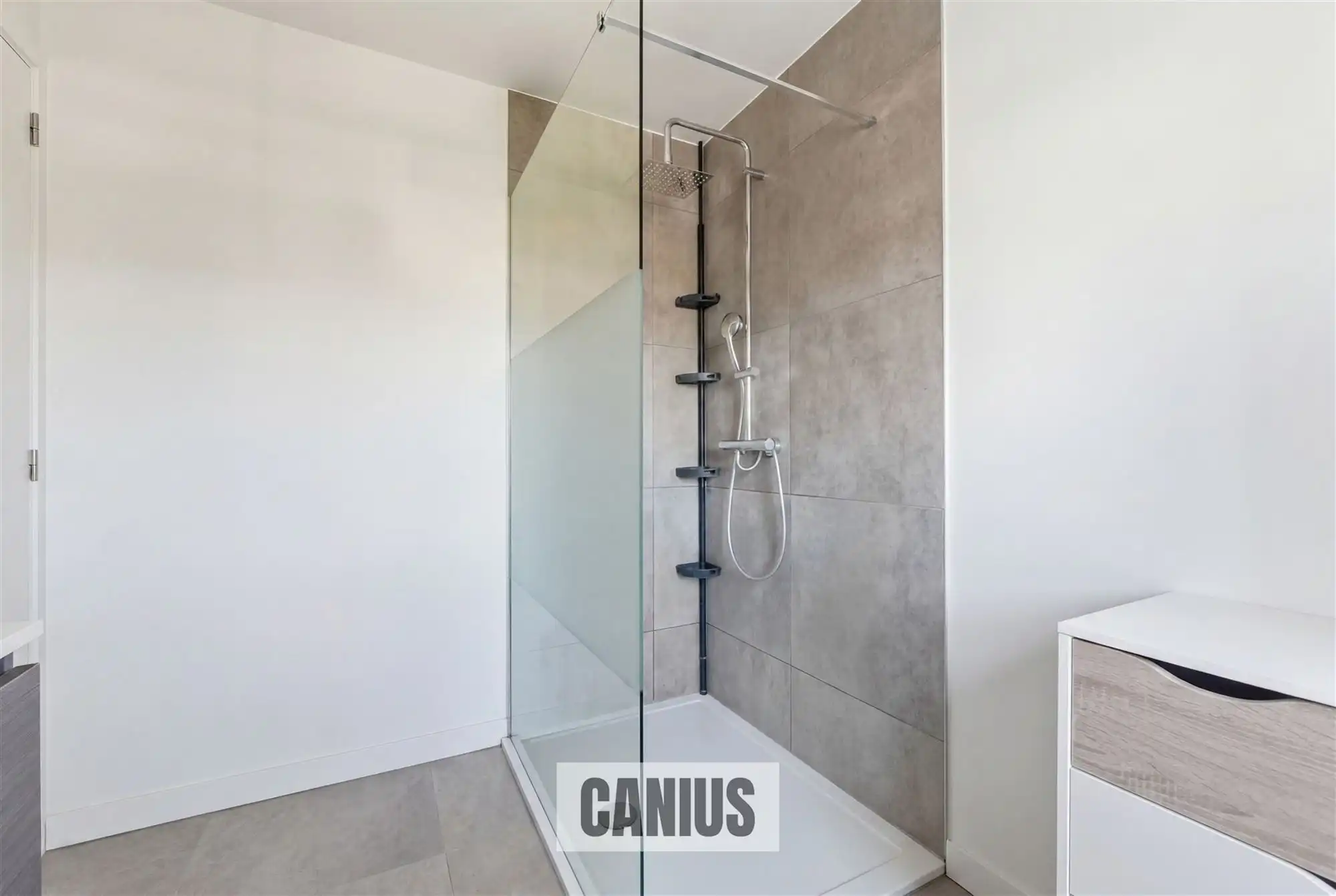 INSTAPKLARE WONING MET 3 SLKS & TUIN foto 15