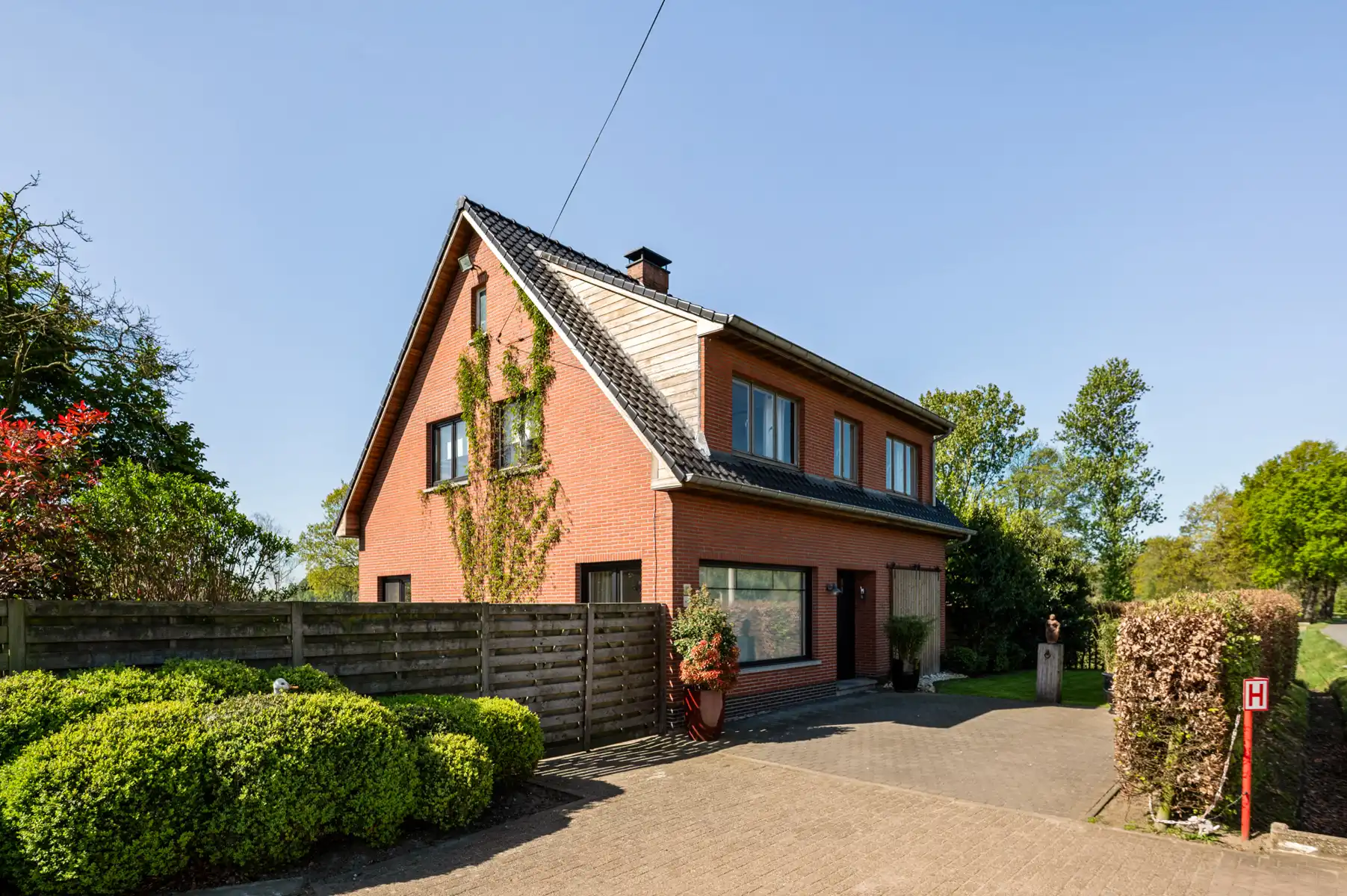 Woning met stalling/bijgebouw op 1,3Ha foto 32