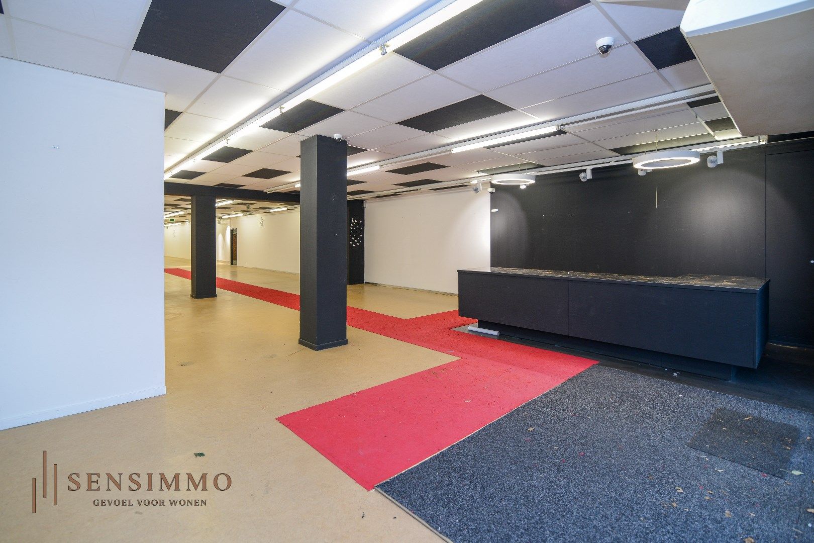 Ruim Handelspand van 766 m² op AAA locatie foto 5