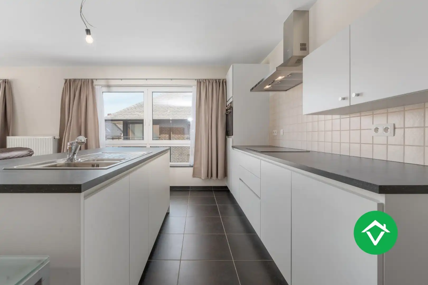 Instapklaar appartement met klassevolle afwerking te Kortemark (EPC-label A) foto 2