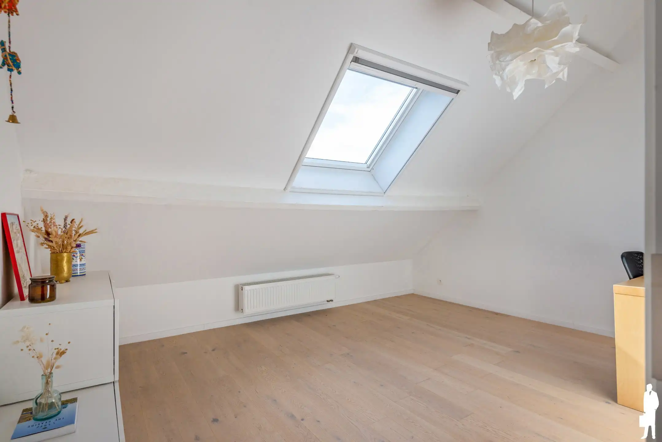 Smaakvol gerenoveerde woning met 3 slaapkamers en mooie tuin foto 21