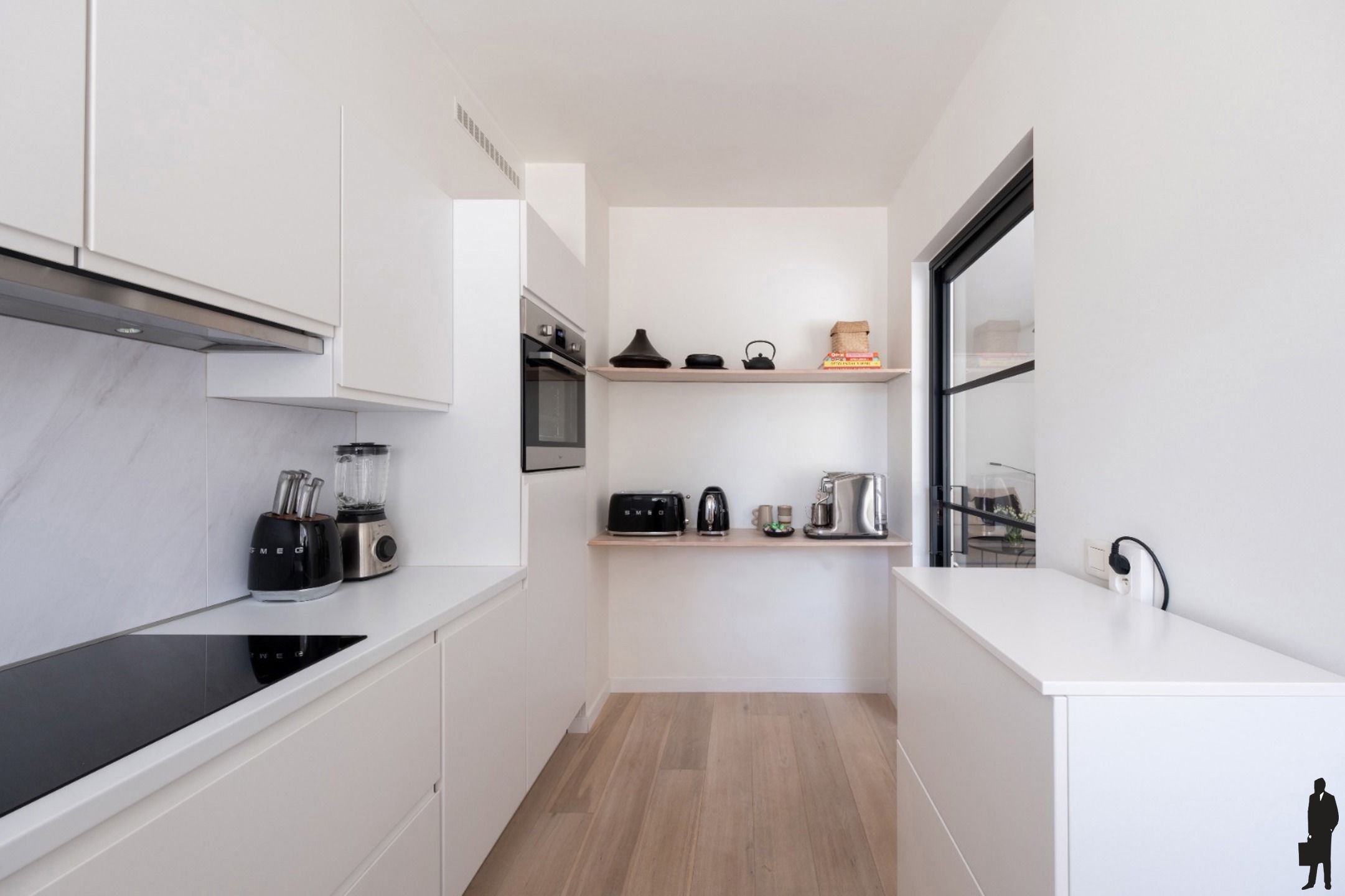 Instapklaar appartement met zonnige tuin op de grens van Wilrijk en Berchem foto 4