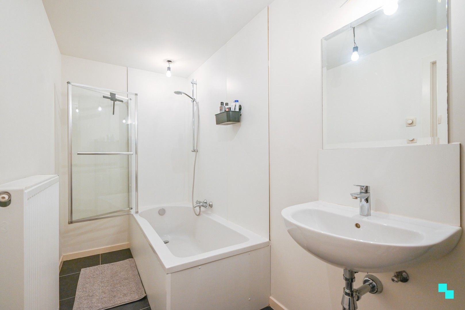 Volledig instapklaar duplex appartement in hartje Deerlijk foto 14