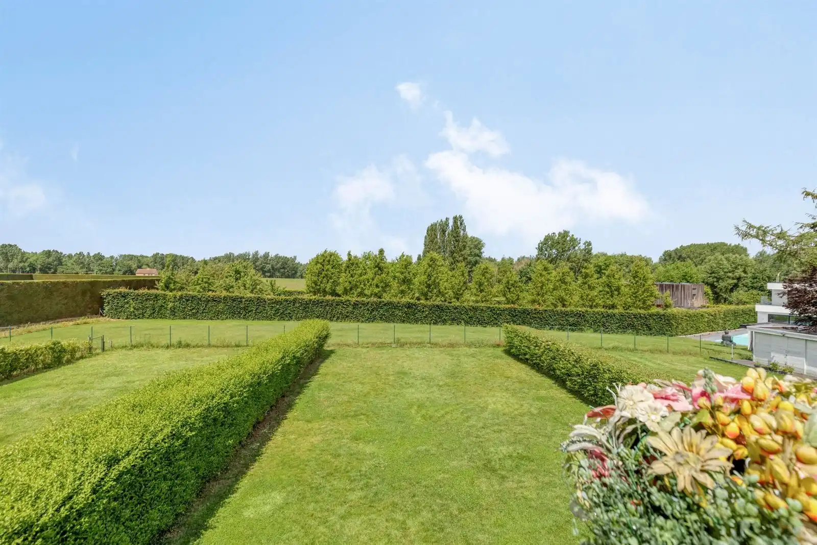 Ruim en recent duplex-appartement (120m²) met 4 terrassen en garage foto 2