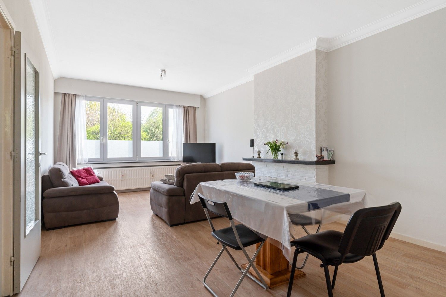 Gelijkvloers appartement met 2 ruime slaapkamers en tuin! foto 5