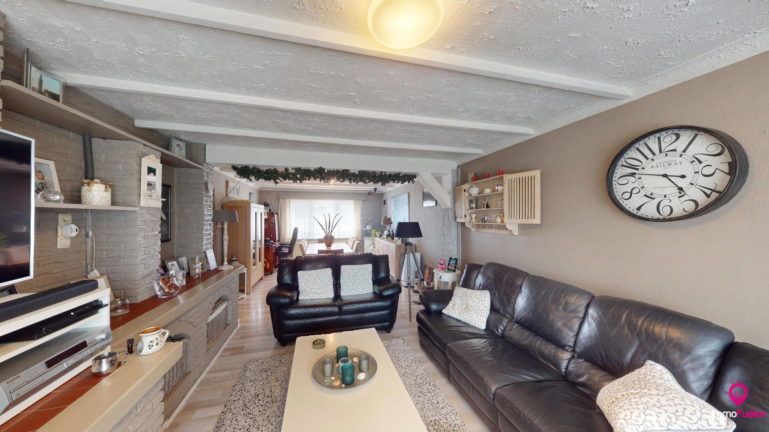 300m opslagruimte, keuze achter of voorkant! foto 8