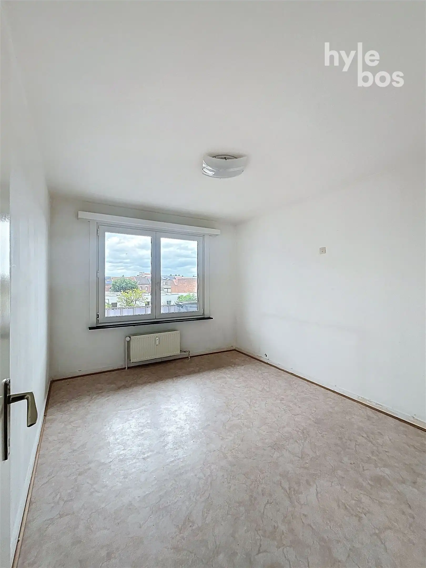 Centraal gelegen 2 slaapkamer appartement foto 8